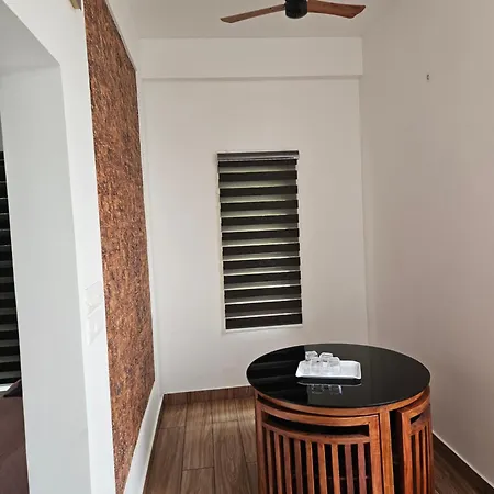 Yogis Inn Kozhikode Exterior photo
